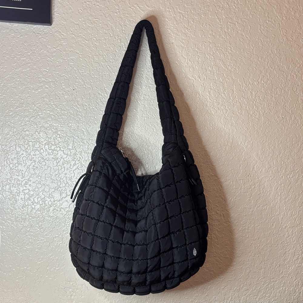 Free People movement Black Quilted Shoulder Bag - Picture 3 of 6